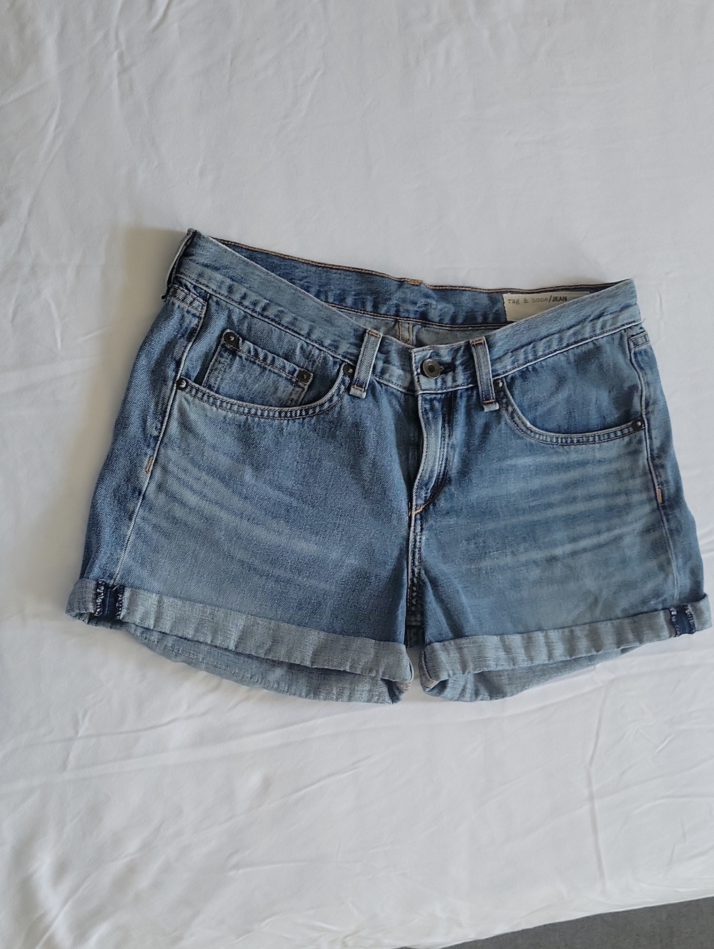 Rag & bone jean Denim shorts size Sz 26 Weston Medium Wash 100% Cotton
